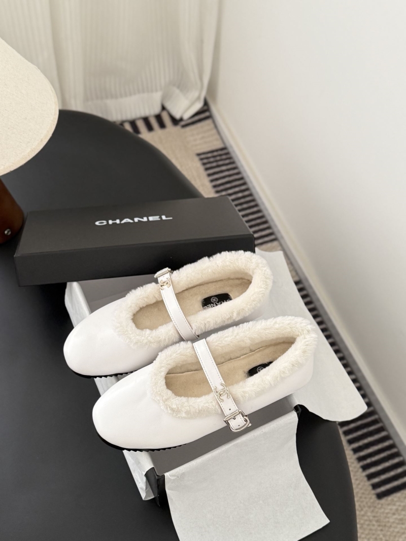 Ch**el loafers